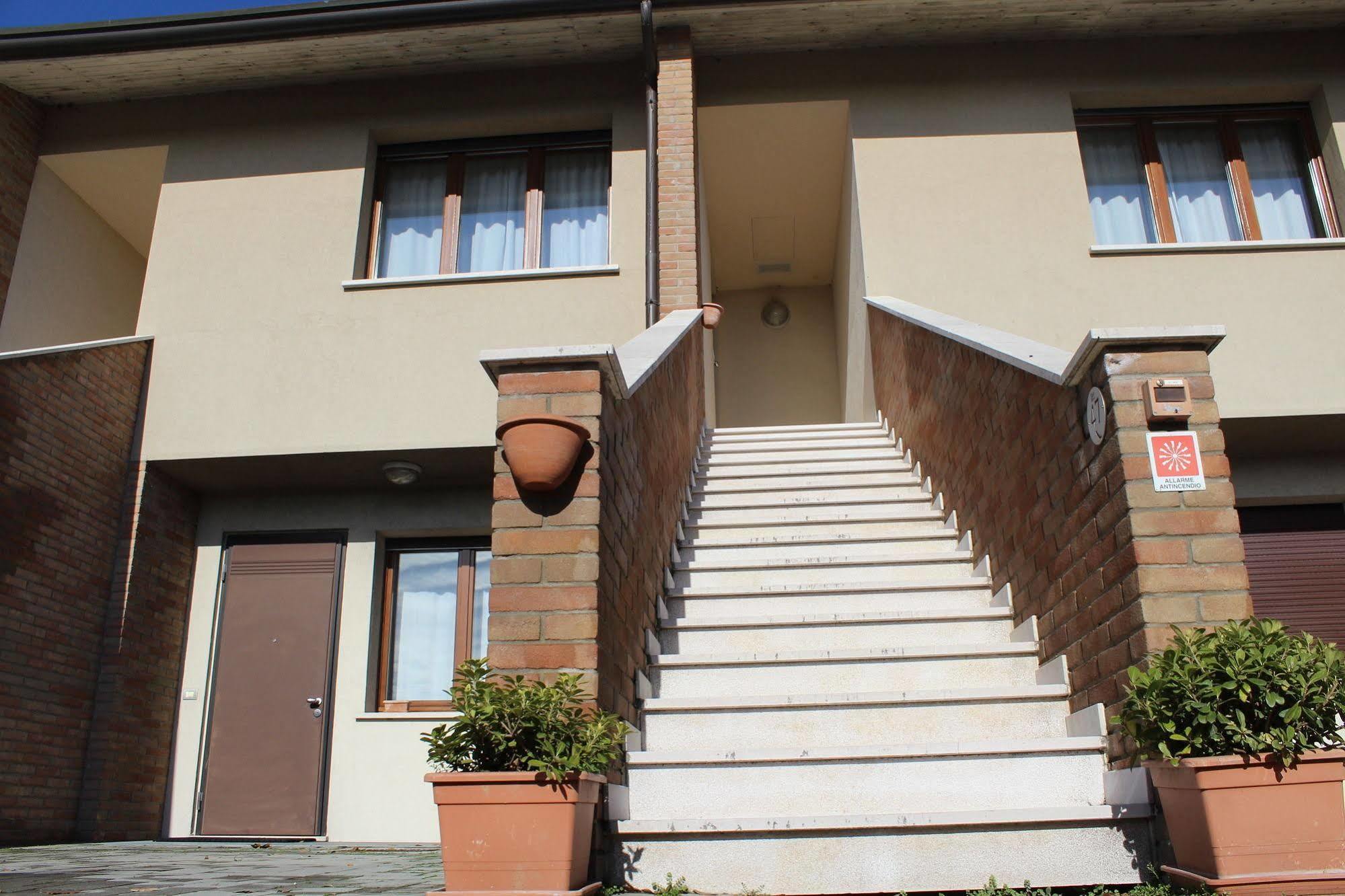 Blue Relais Garda Hotel Carpenedolo Exterior foto